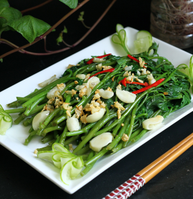 Rau Muống / Rau Lang Xào Tỏi 