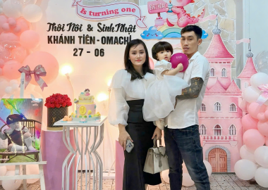 TIỆC THÔI NÔI CHO BÉ