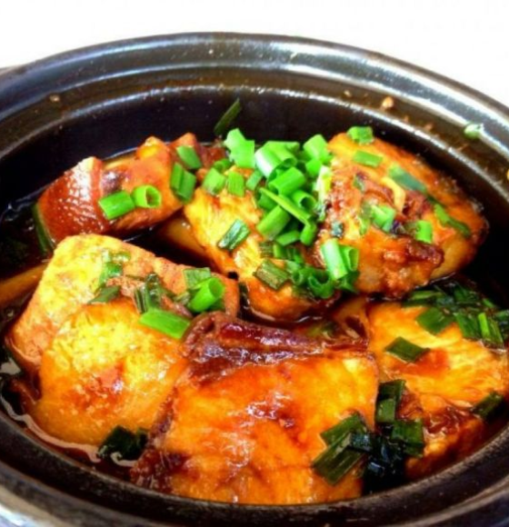 Cá Đuối Kho Gừng 