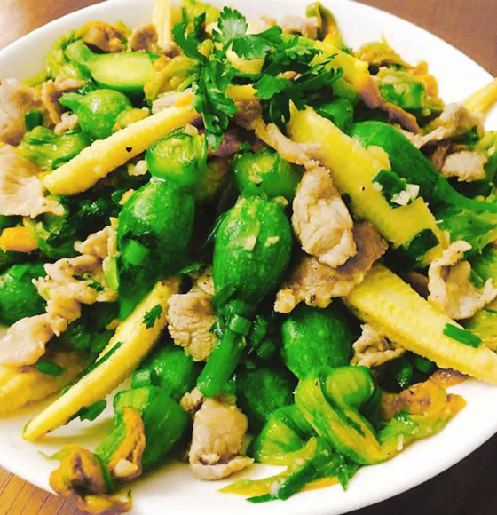 Bí Nụ Xào Bò 