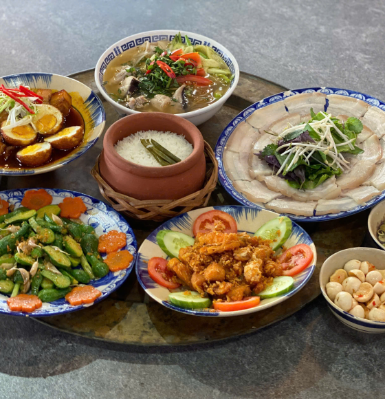 CƠM NIÊU XE LAM